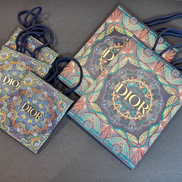 Set of five (5) Dior Holiday Luminere 2020 Gift bags, Unused - Picture 2 of 10